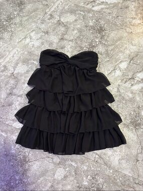 SHEIN Black Strapless Tiered Ruffle Mini Dress